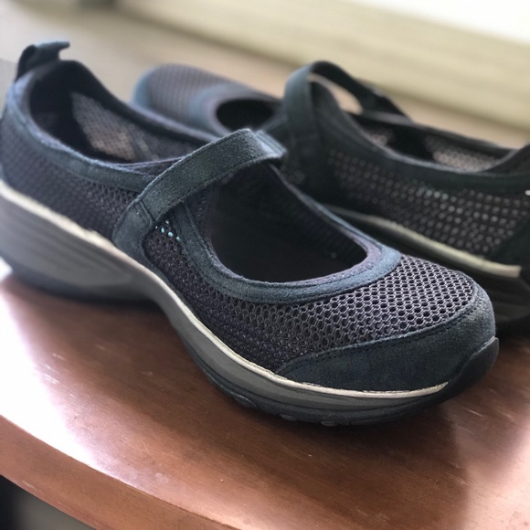 Skechers Relaxed Fit - Picture 8 of 10